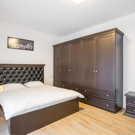 Elite Apartments Львов Экстерьер фото
